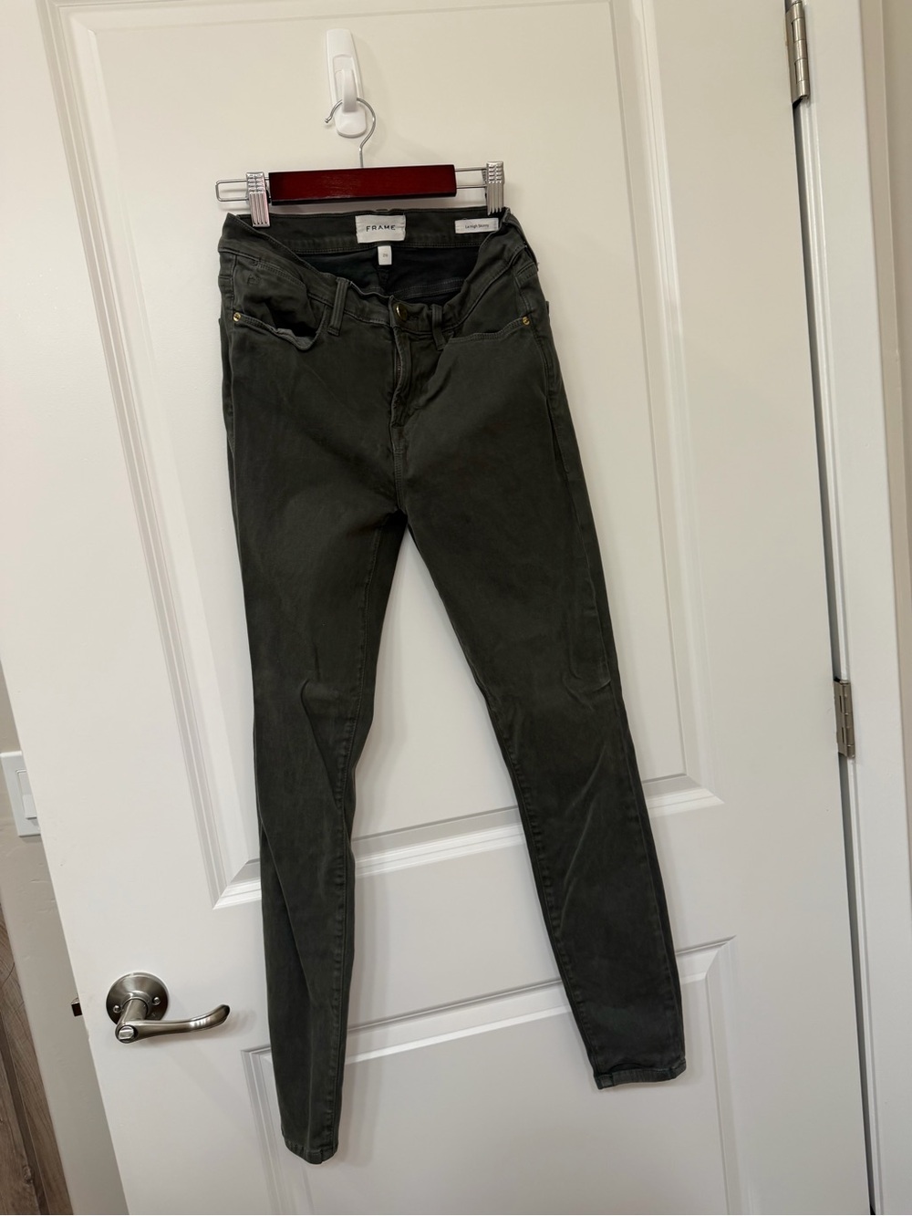 Frame Denim Skinny Jeans in Olive